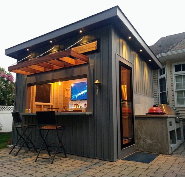 Outdoor Bar in Egg Harbor Township, New Jersey